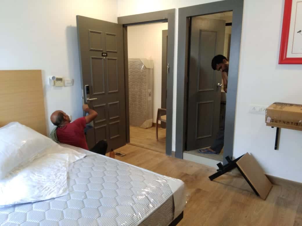 electronic door lock for hotels